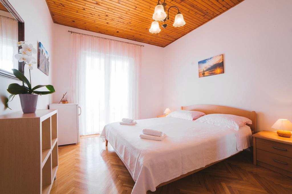 חוואר Apartments Ante Petric מראה חיצוני תמונה