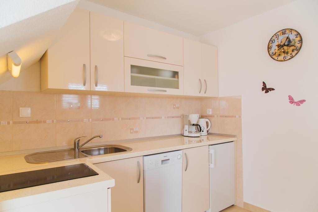 חוואר Apartments Ante Petric מראה חיצוני תמונה
